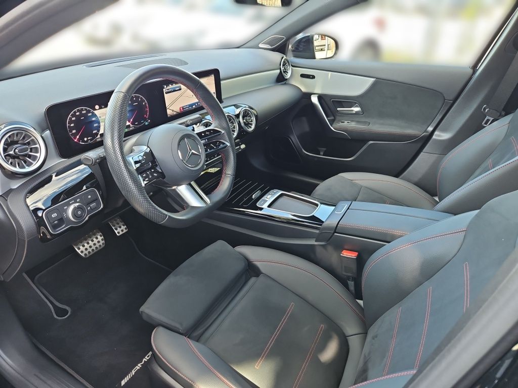 Fahrzeugabbildung Mercedes-Benz A 200 AMG Night Totwi. Pano LED 360° Burm. Navi