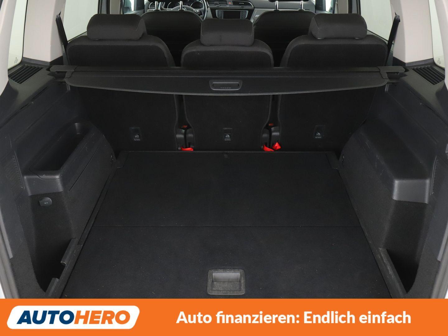 Volkswagen Touran 1.4 TSI Comfortline BlueMotion Tech *NAVI