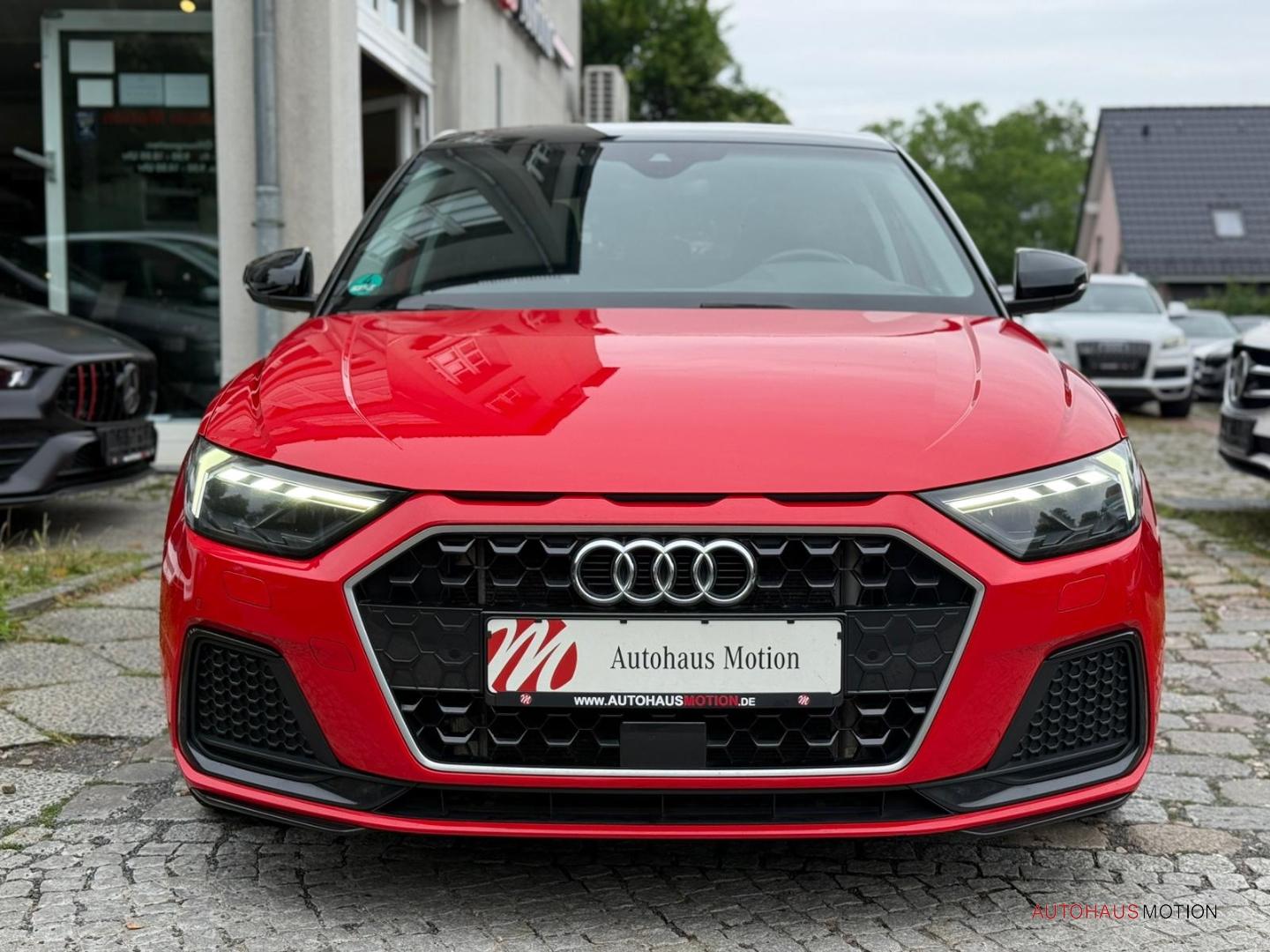 Audi A1 Sportback 30 TFSI S-tronic Apple CarPlay LED