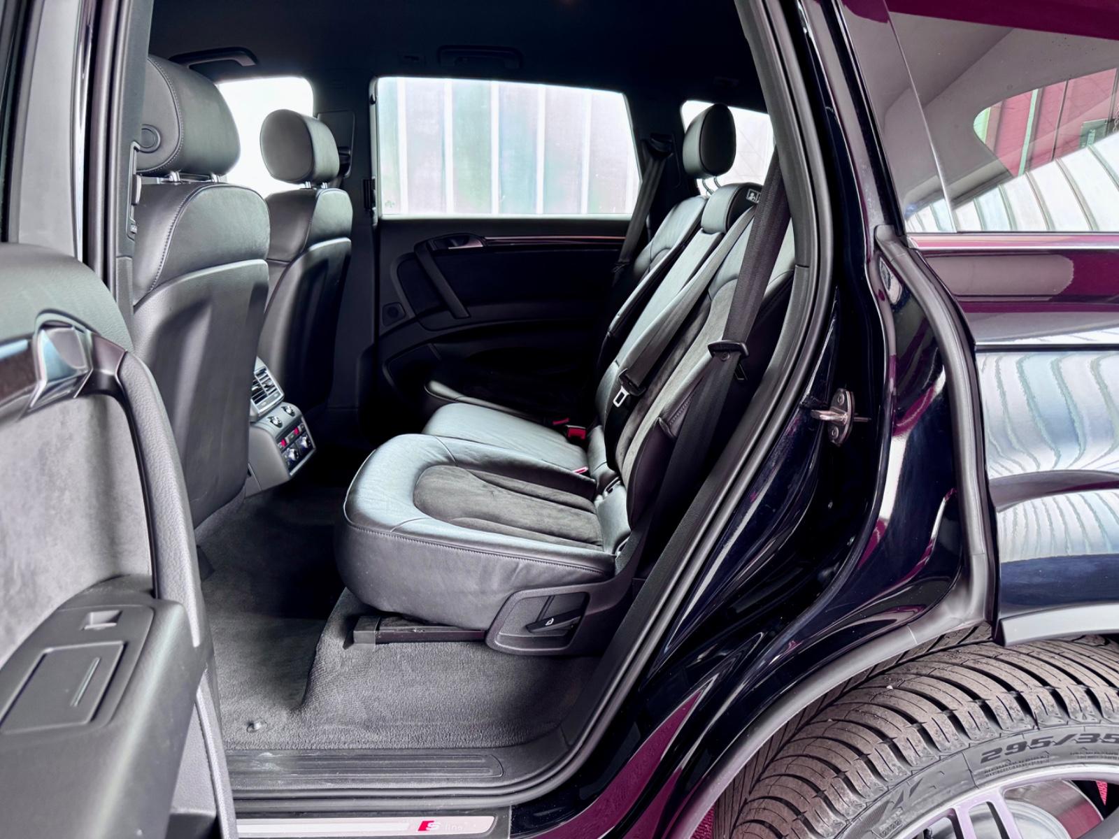 AUDI Q7 4.2 TDI QUATTRO 340ch - S LINE - SUSPENSION PNEUMATIQUE - ATTELAGE - JANTES 21" - CLIMATISATION