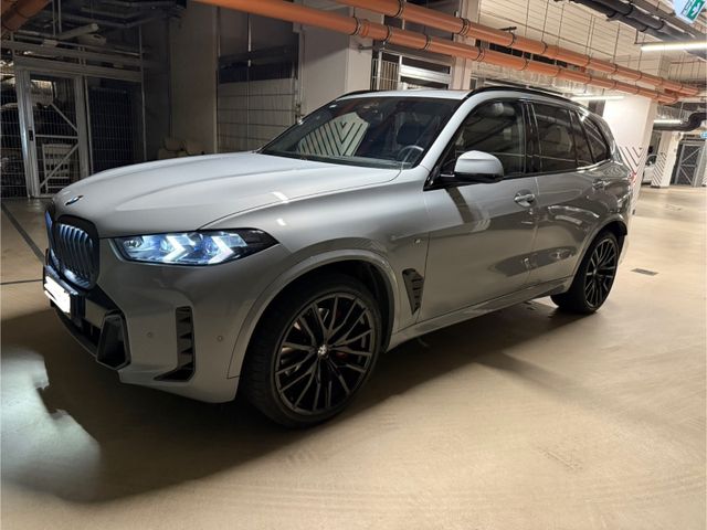 BMW X5 30 d xDrive M Sport FULL OPTION, B&W, LP 112€