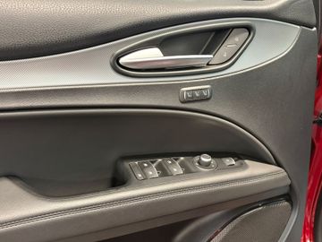 Alfa-Romeo Stelvio - 7