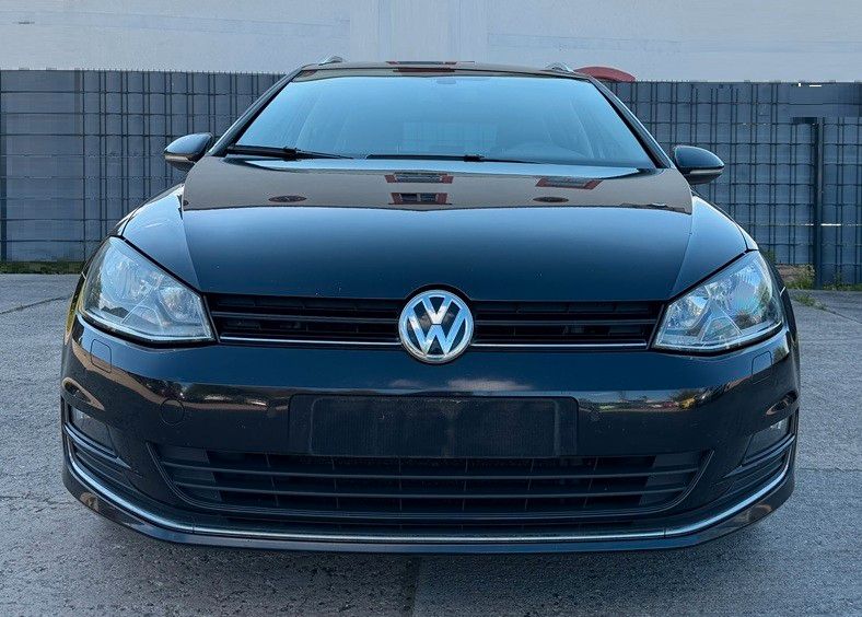 Image of Volkswagen Golf