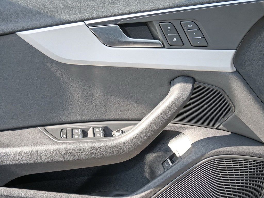 Audi A4 Avant 50 TDI quattro advanced *PANO*B&O*MATRI foto 16