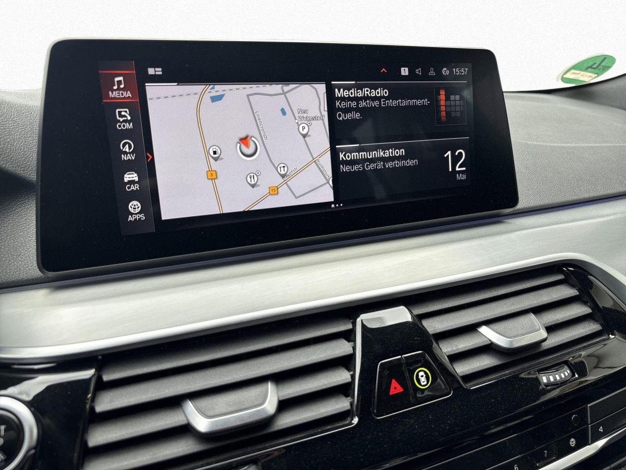 BMW 530dA xDr T M SPORT LivePro,AHK,StHzg,St+Go,Kam
