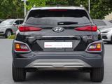 Hyundai Kona 1.6 T-GDI Style 4WD AWD LED Navi Kamera DAB - Hyundai KONA: Automatik