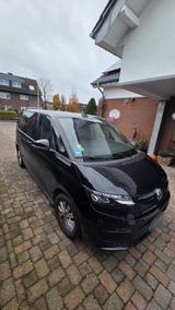 Volkswagen T7 Multivan 2,0 TDI SCR DSG - - VW T7 Multivan von privat