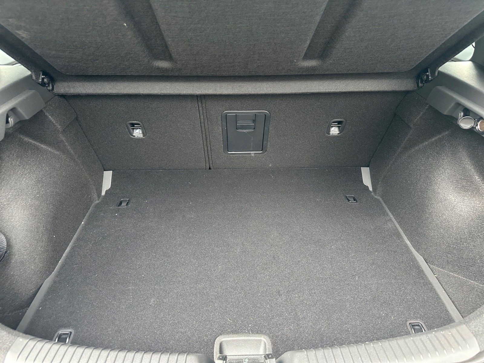 Fahrzeugabbildung Hyundai i30 Trend Mild-Hybrid Navi uvm.