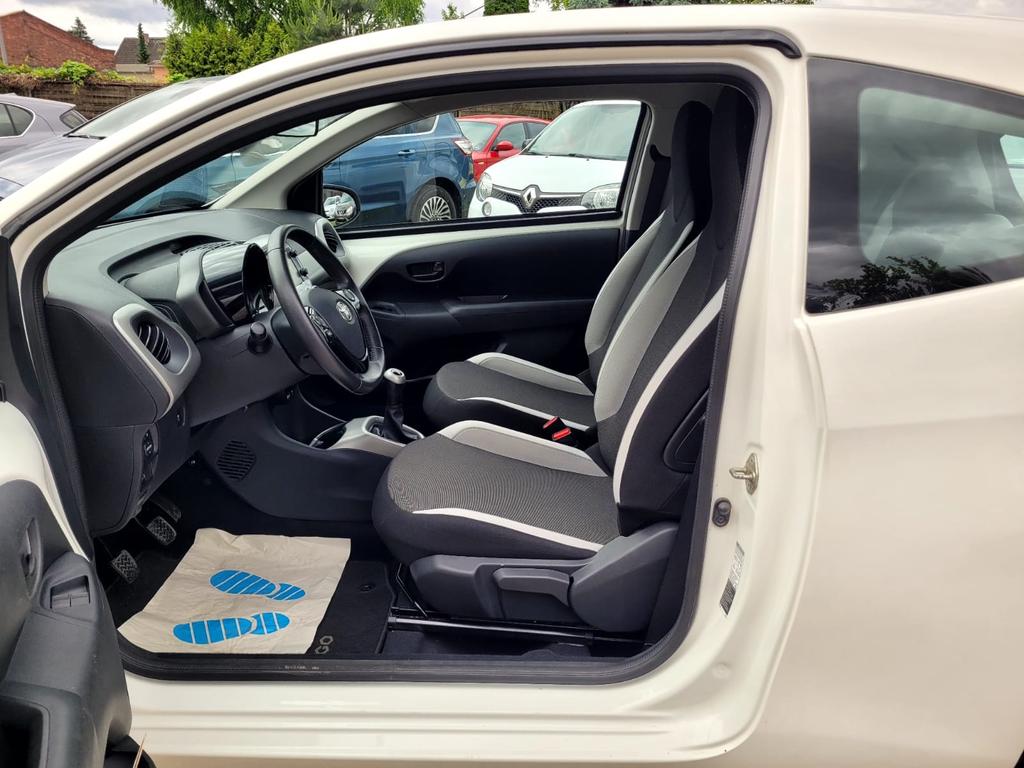 Toyota Aygo (X)
