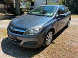Opel Astra GTC 1.8 Edition Plus Klima Alu 8fach 3Hand - Opel Astra: Edition Plus