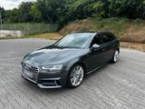 Audi A4 Avant 2.0 Liter TDI wenig KM - Audi: Kombi, Km 0