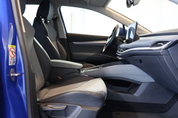 Skoda Enyaq 60 Loft WÄRMEP.+CARPLAY+ACC+SIDE+360°+KEY