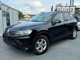 Volkswagen TOUAREG V6 TDI 4X4 4Motion / AUTOMATIK / AHK / - VW Touareg Gebrauchtwagen in Frankfurt