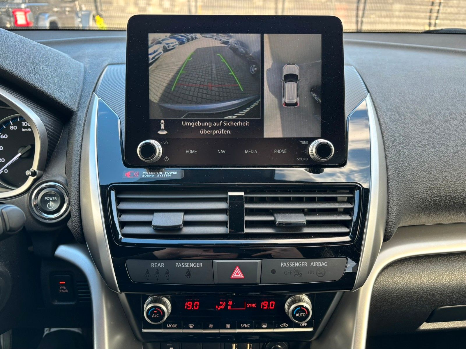 Fahrzeugabbildung Mitsubishi Eclipse Cross PHEV PLUS