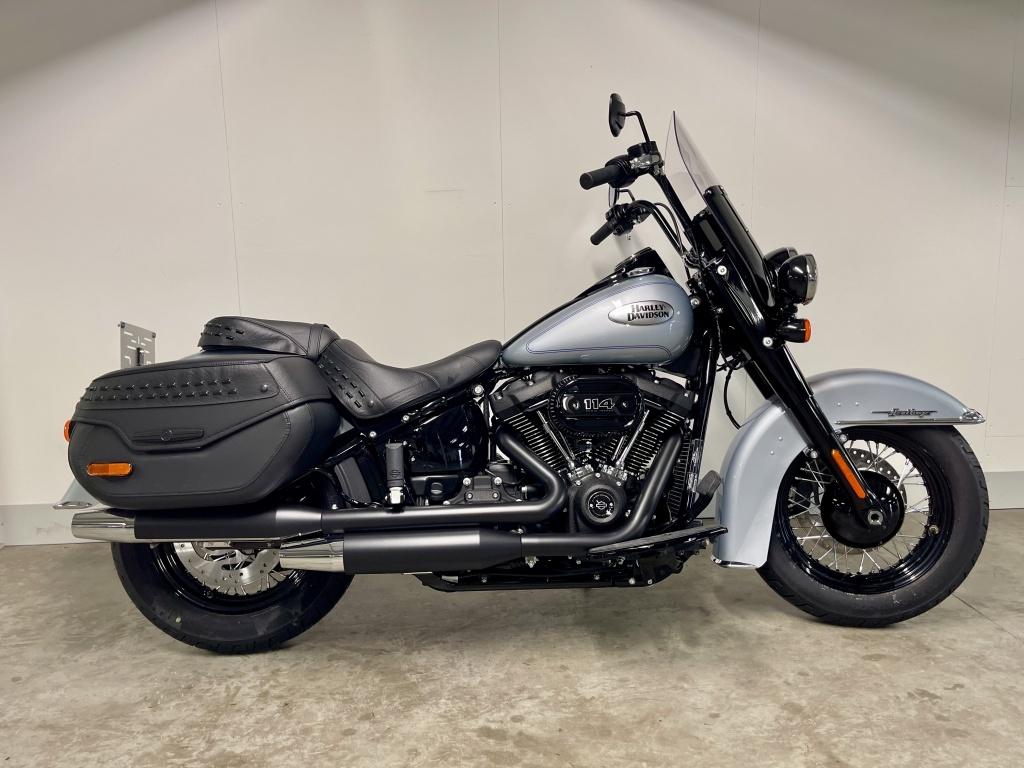 Harley-Davidson SOFTAIL FLHCS HERITAGE CLASSIC " STOCK DEAL "