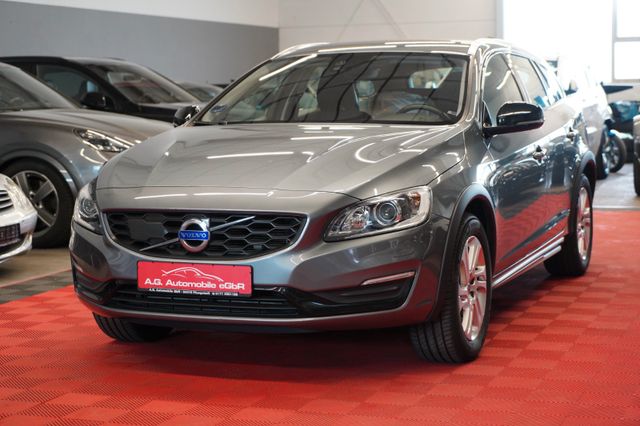 Volvo V60 D3 Aut. Cross Country Momentum *2.Hand*