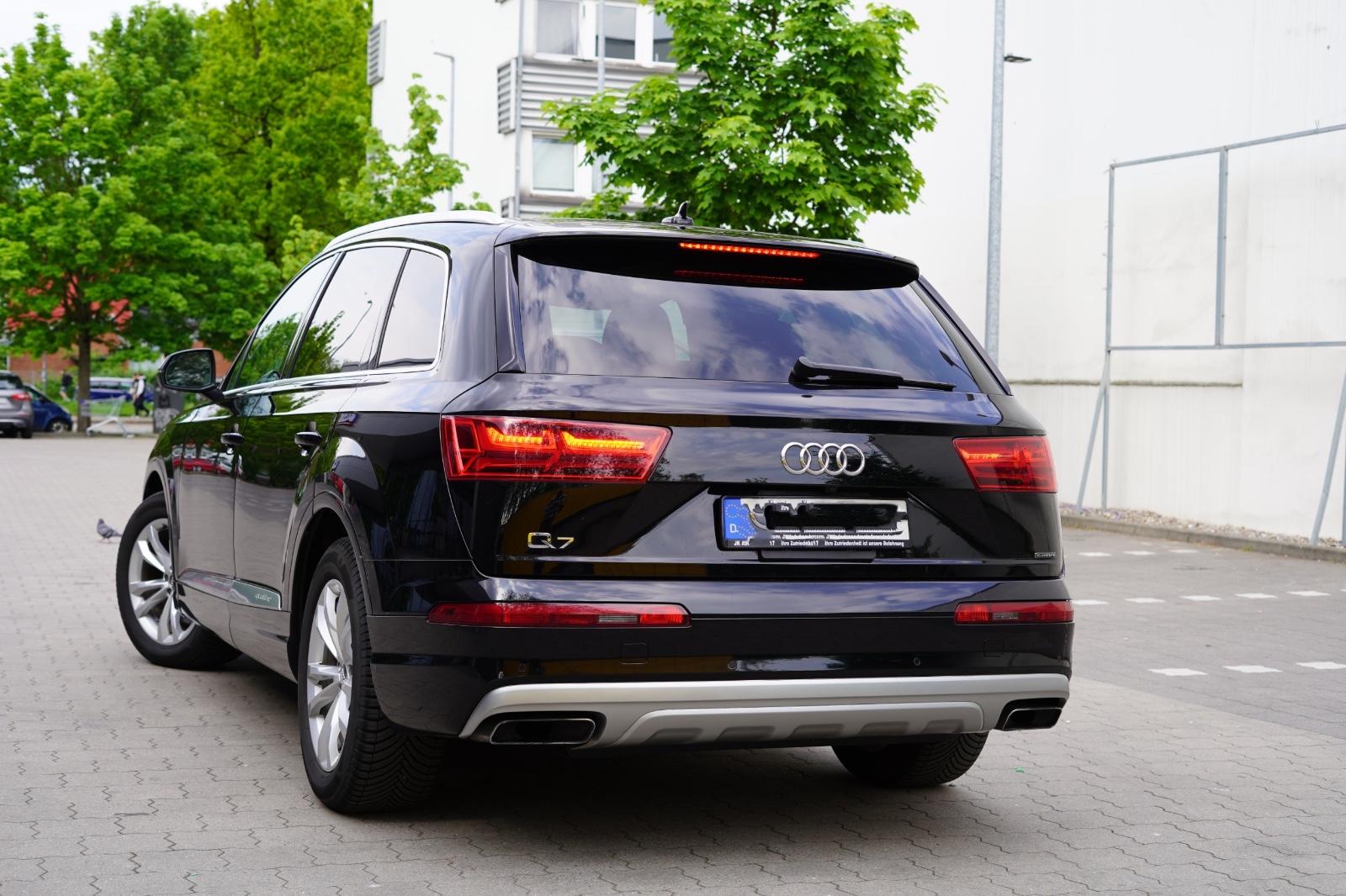 Audi Q7 55 TFSI quattro tiptronic -