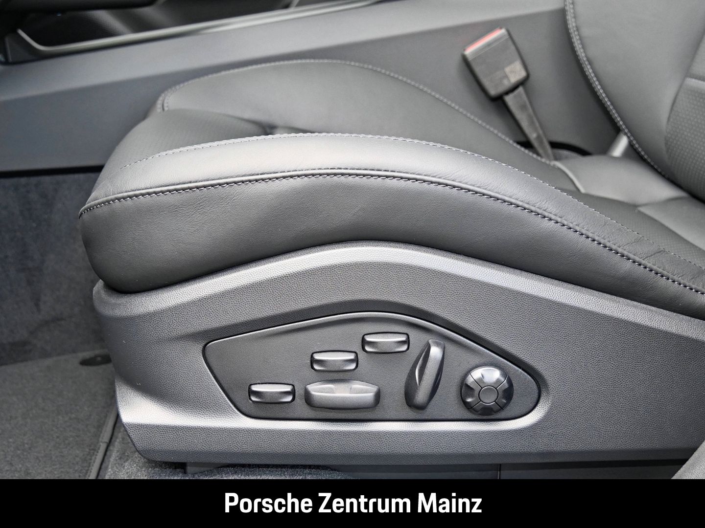 Porsche Macan - Bild 31