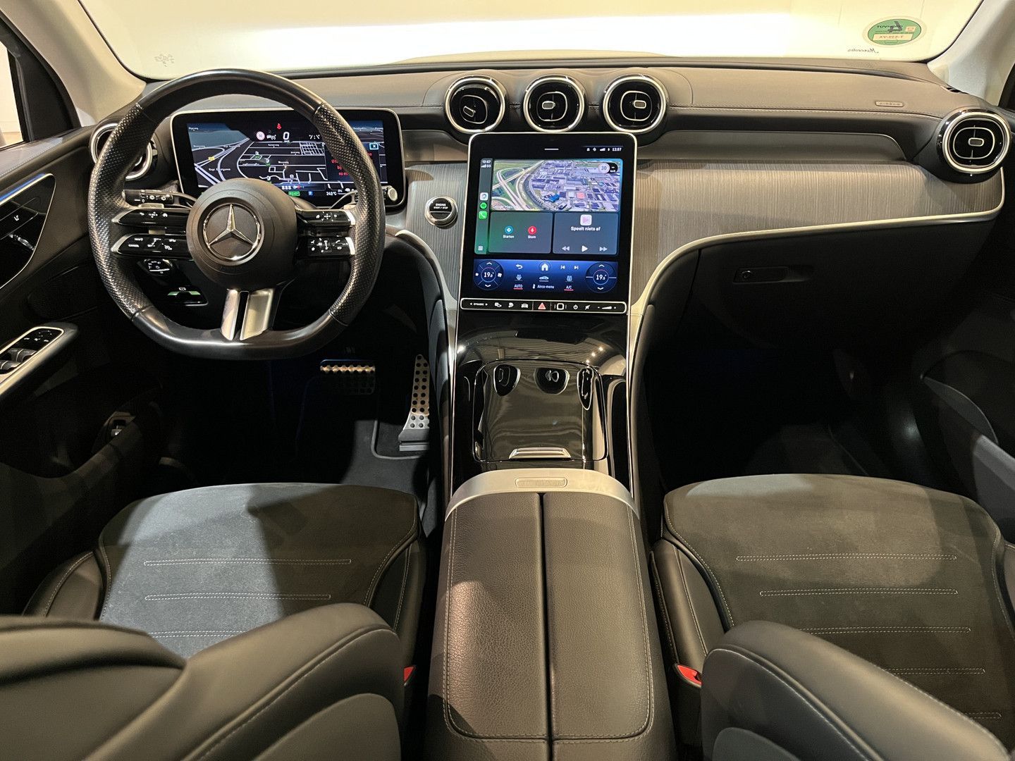 Mercedes-Benz GLC 300 300e 4MATIC AMG Line / Pano. Schiebedach imagem 2