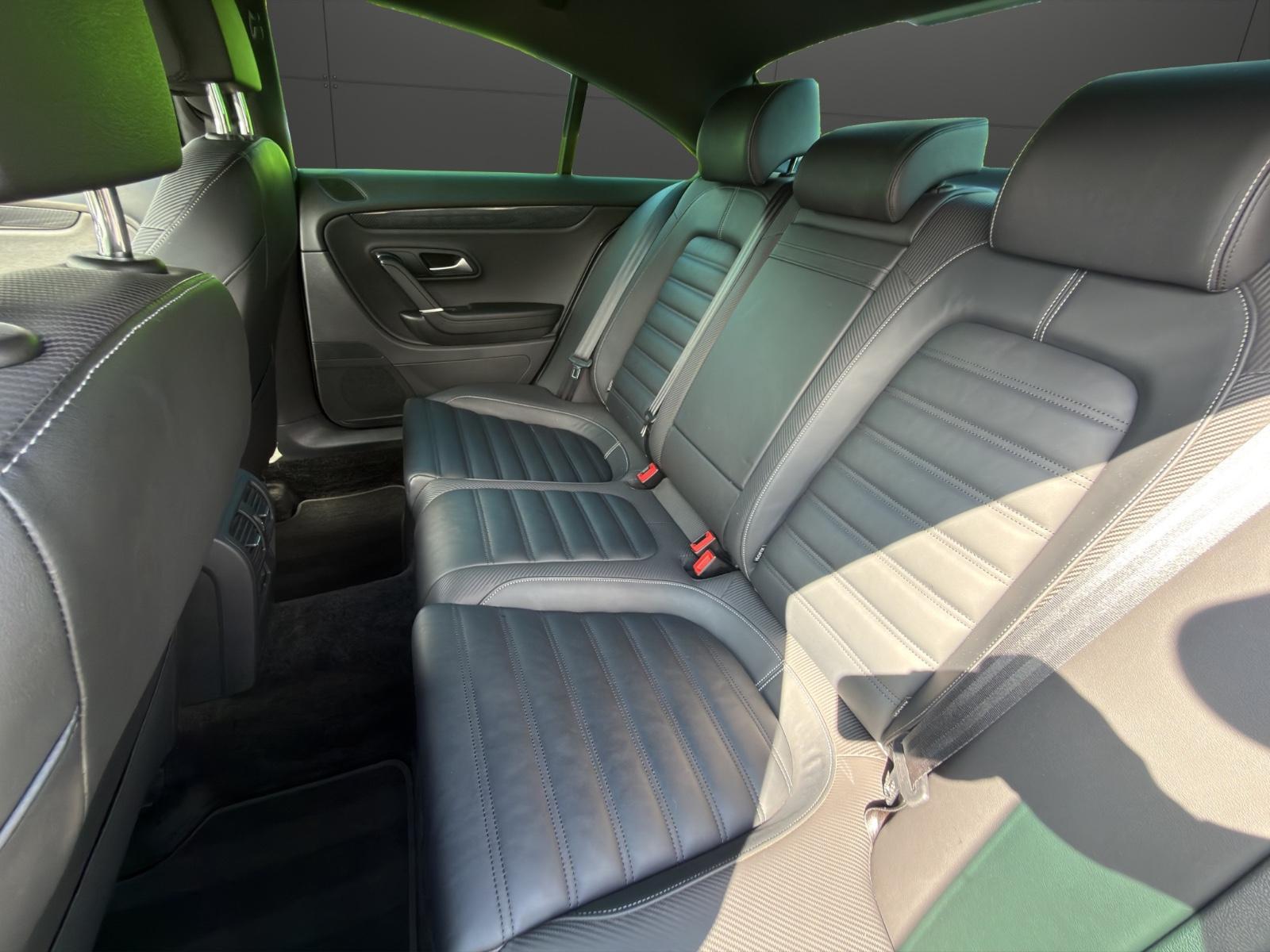 Volkswagen Passat CC R Line AHK Leder Navi PDC Bi Xenon DSG
