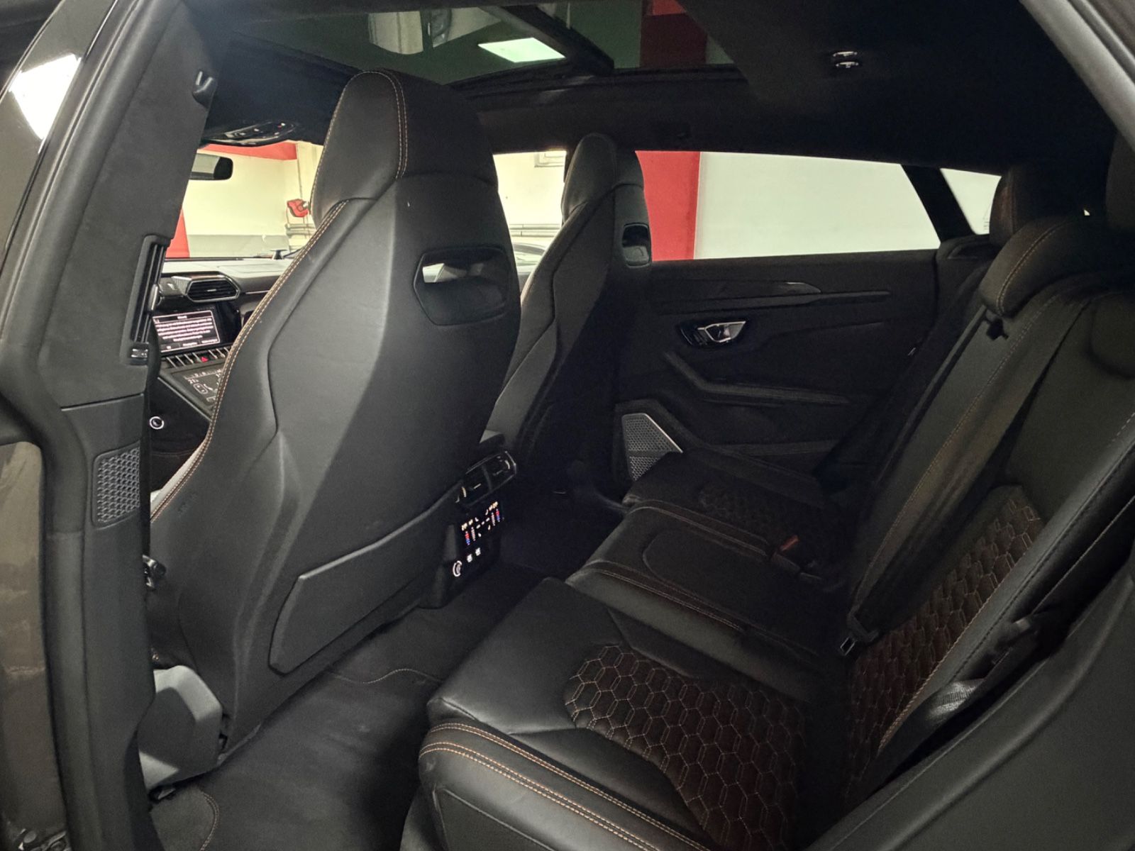 Lamborghini Urus 4.0 V8 Carbon*Pano*B&O*23*360Kamera* foto 10