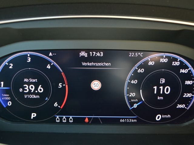 Tiguan 2.0 TDI DSG R-Line AHK/MATRIX/19-ZOLL/NAV