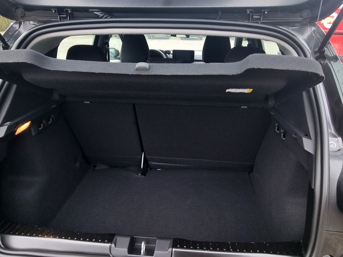 Fahrzeugabbildung Dacia Sandero Stepway Expression TCe 90