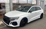 Audi RS3 *Pano *Massage *Alcantara - Audi RS3 Gebrauchtwagen in Frankfurt