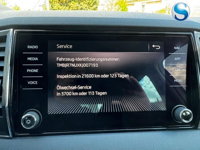 Skoda Karoq 1.5 TSI DSG STYLE AHK ACC EL. KLAPPE ME...