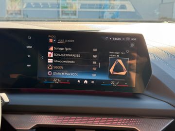 BMW 120 M Sport Harman Kardon Navi RFK Adapt LED 19"