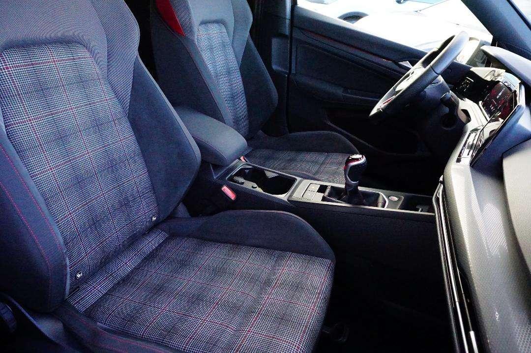 Volkswagen Golf GTI Black Style 2,0 l TSI 6-Gang Navi,RFK,, миниатюра 14