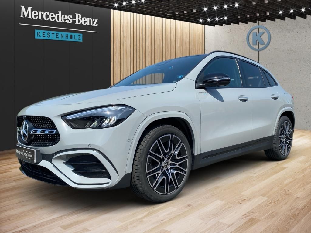 Mercedes-Benz GLA 200