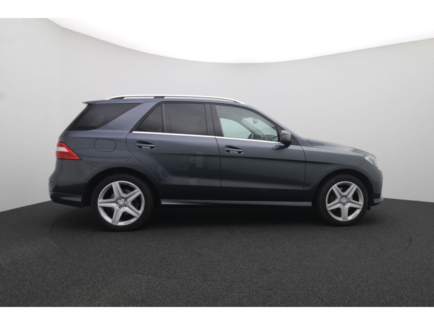 Fahrzeugabbildung Mercedes-Benz ML 350 CDI BlueTec Pano Schiebe Standheizung SHZ