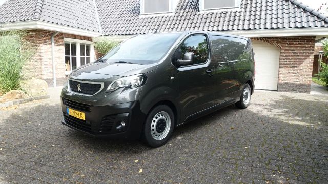 Peugeot Expert 2.0 HDI 180Pk Automaat