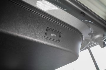 Bild 12 BAIC BJ30 4 WD Hybrid el Heckklappe Pano Leder