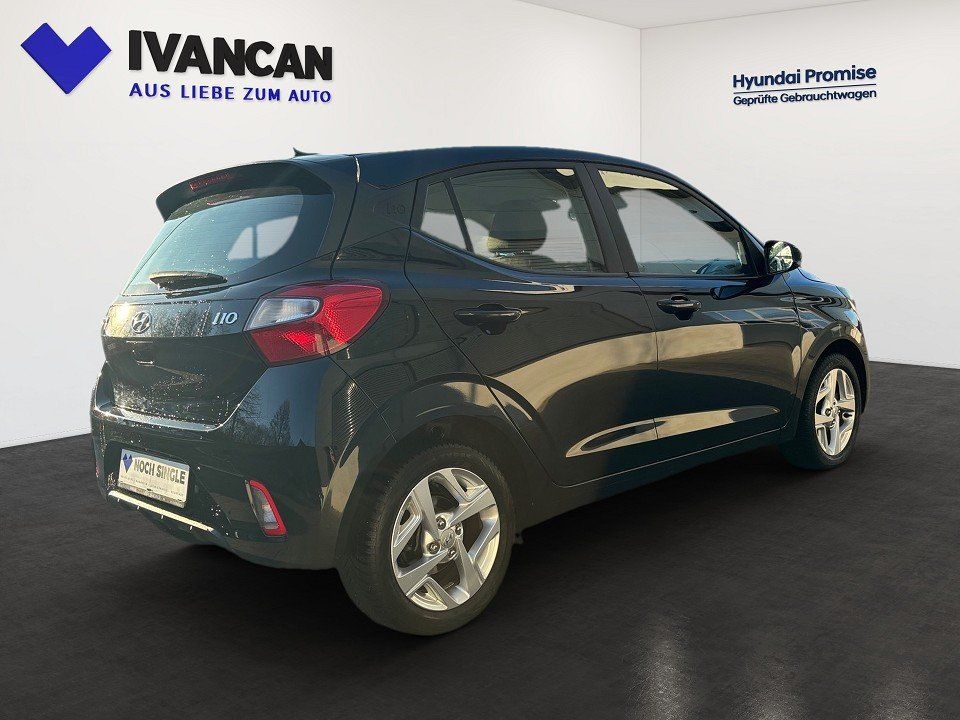 Fahrzeugabbildung Hyundai i10 1.2i 84PS A/T Trend Komfortpaket, Navipaket