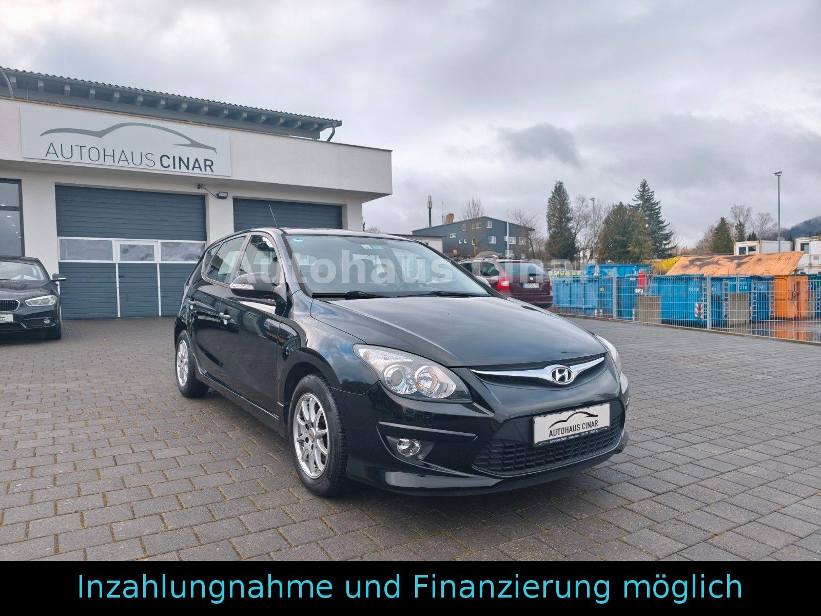 Hyundai i30 1.4 *1.Hand*Klimaaut*Alu WR/SR*TÜV/AU Neu*