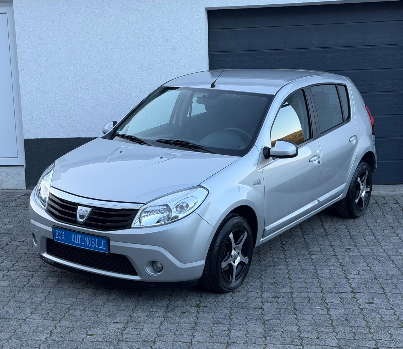 Dacia Sandero 1,6 Ltr. Laureate/Klimaanlage/Isofix/ABS