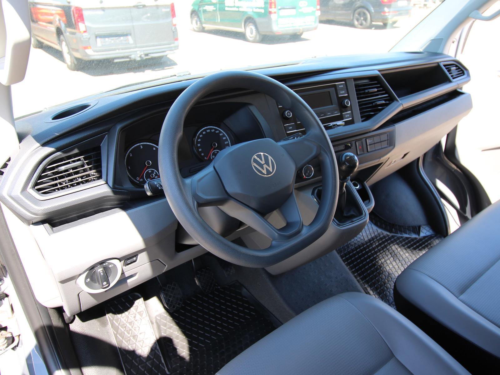Volkswagen T6.1 Transporter Kombi lang 2.0 TDI 9-SITZER+AHK