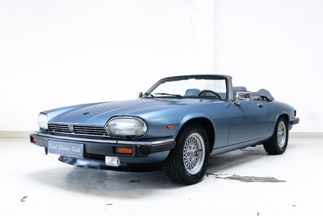 Jaguar XJS 5.3 V12 Convertible - Swiss Delivered - Full