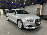 Audi A3 Limousine Sport /LEDER /ACC/ KAMERA / Virtual - Audi A3 mit Diesel-Antrieb: Limousine, Automatik, Klimaautomatik