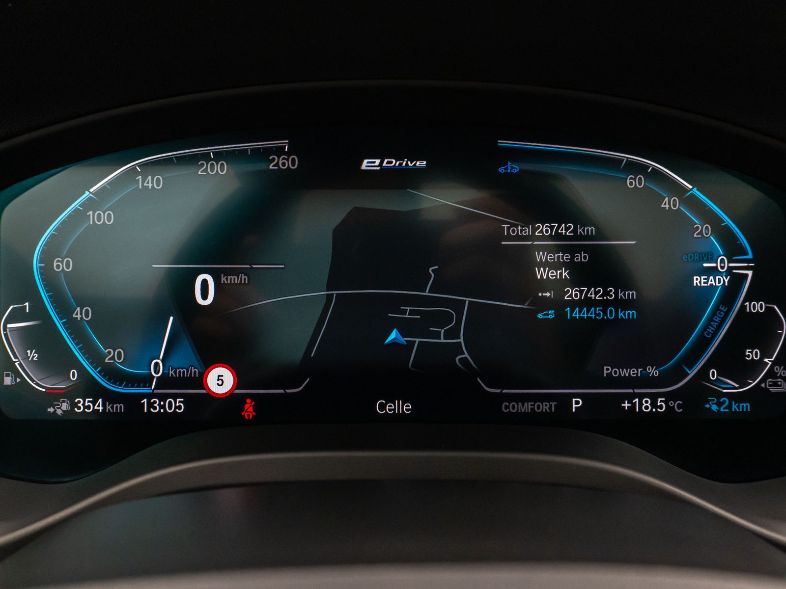 Fahrzeugabbildung BMW X3 xD30e xLine Panorama 360°HUD DAB HiFi Komfort