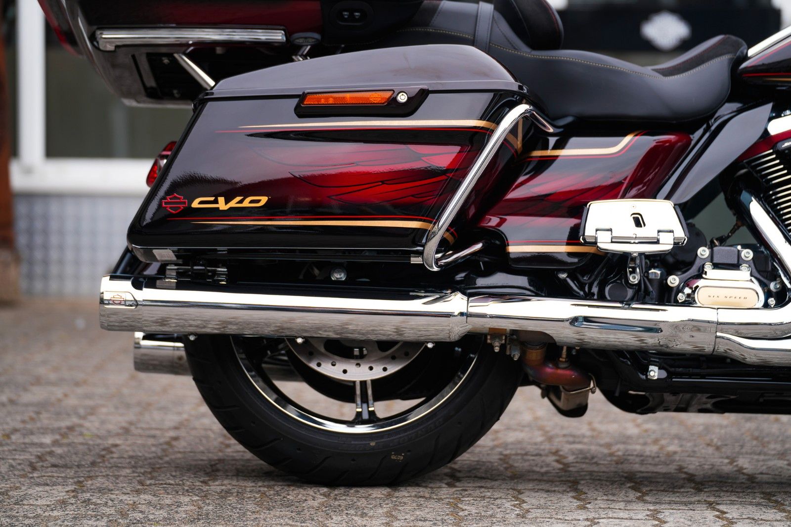 Fahrzeugabbildung Harley-Davidson FLTRKSE CVO Road Glide Ltd - 120th Anniversary