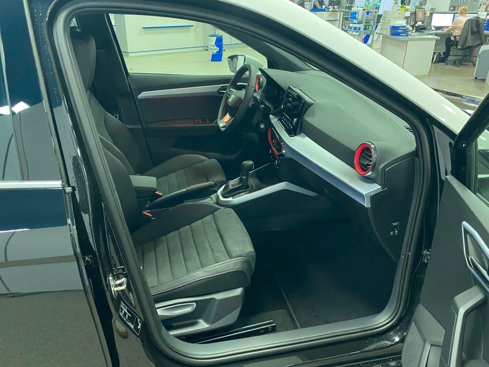 Fahrzeugabbildung SEAT Arona 1.0 TSI FR Garantie 2030+voll LED++KAMERA+