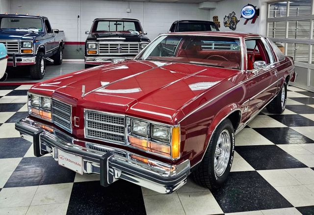 Oldsmobile Delta 88 Royale Coupè 403 V8 3-Speed Automatic