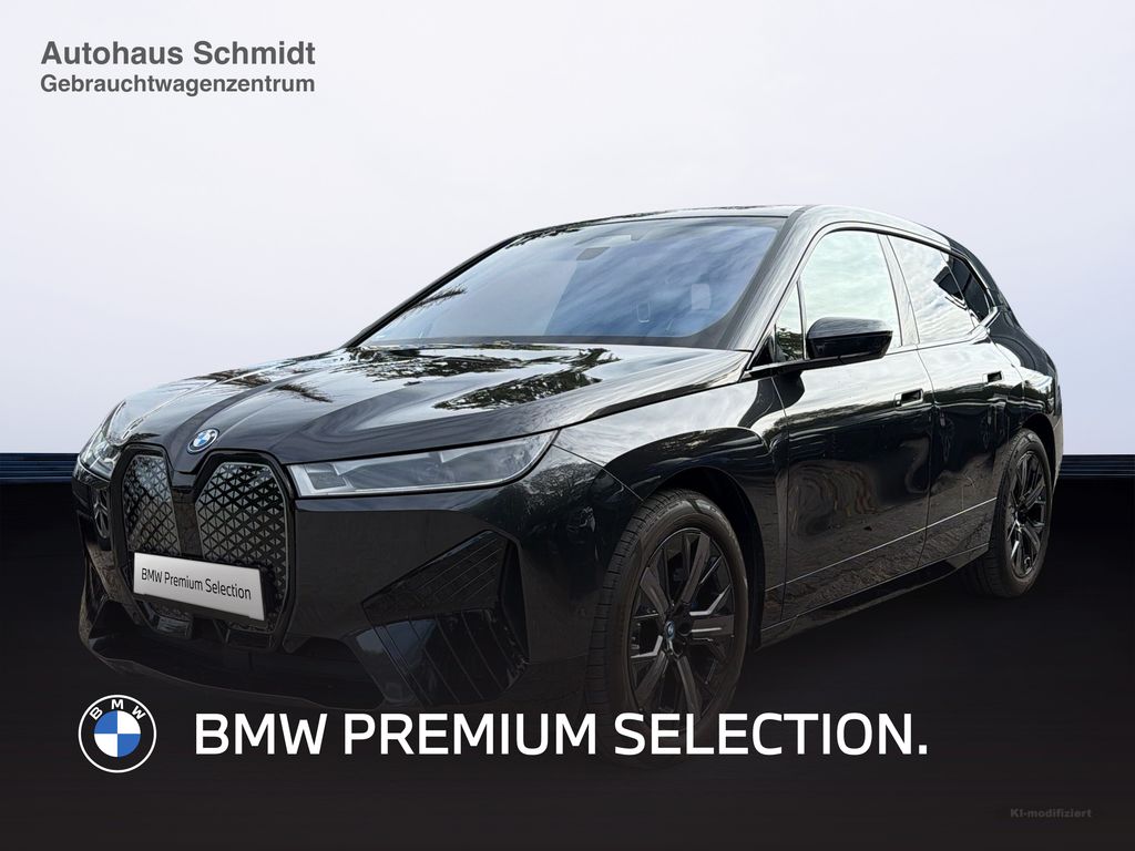 Image of BMW iX