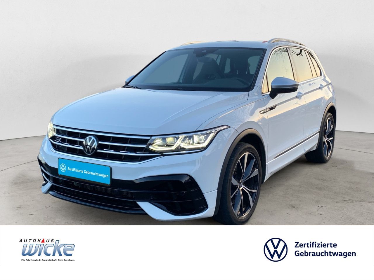 Volkswagen Tiguan 2.0 TSI R NAVI KLIMA LED KEYLESS REAR VIE foto 1