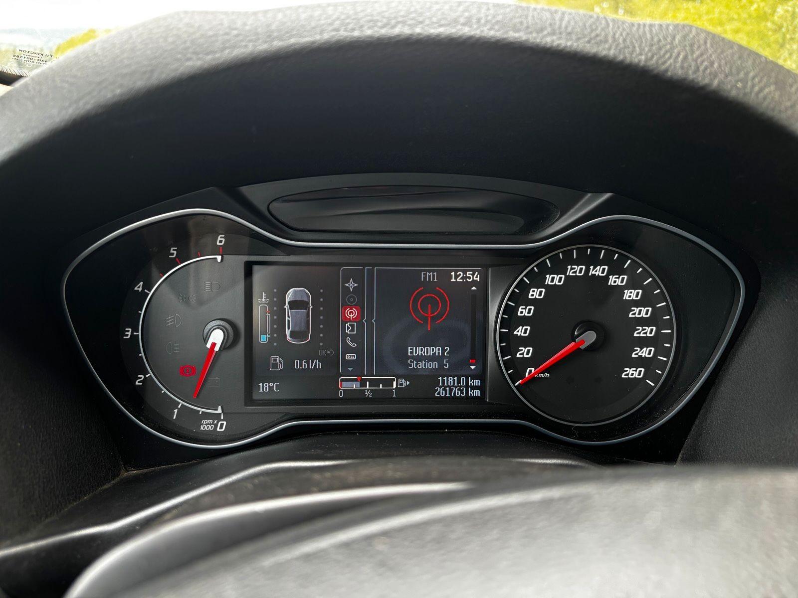 Ford Mondeo 2013 — photo 7