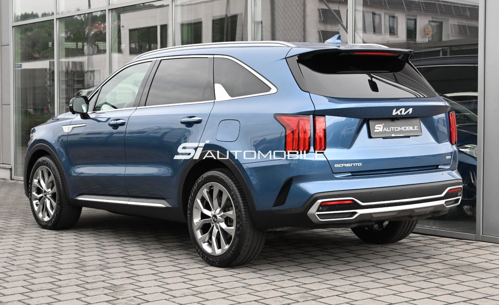 Fahrzeugabbildung Kia Sorento 2.2 CRDi AWD Platinum °AHK°7-SITZE°HUD°