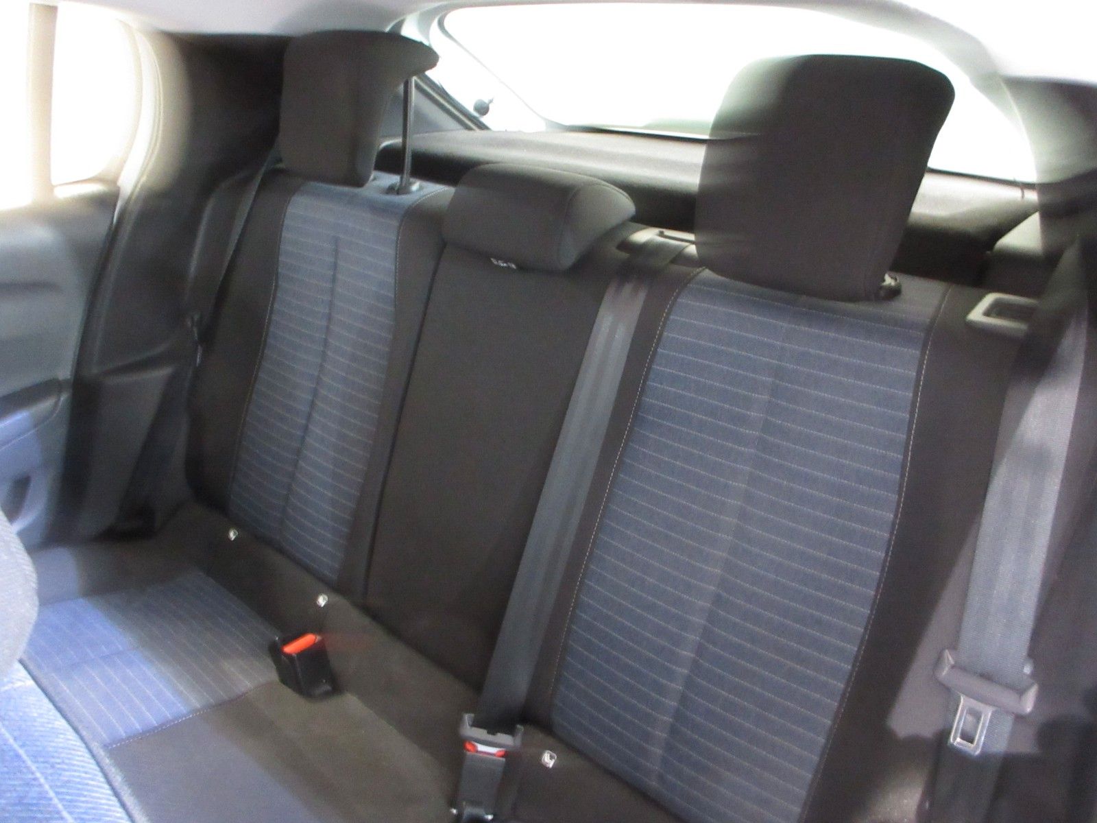 Fahrzeugabbildung Peugeot 208 1.2 Like KLIMA/TEMPOMAT/SPURASSISTENT